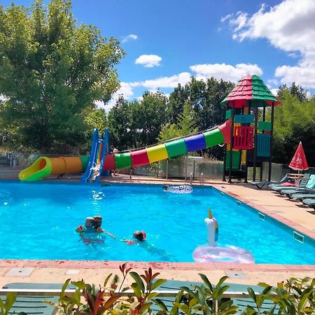 camping fontaine du roc Affittacamere Devillac Esterno foto