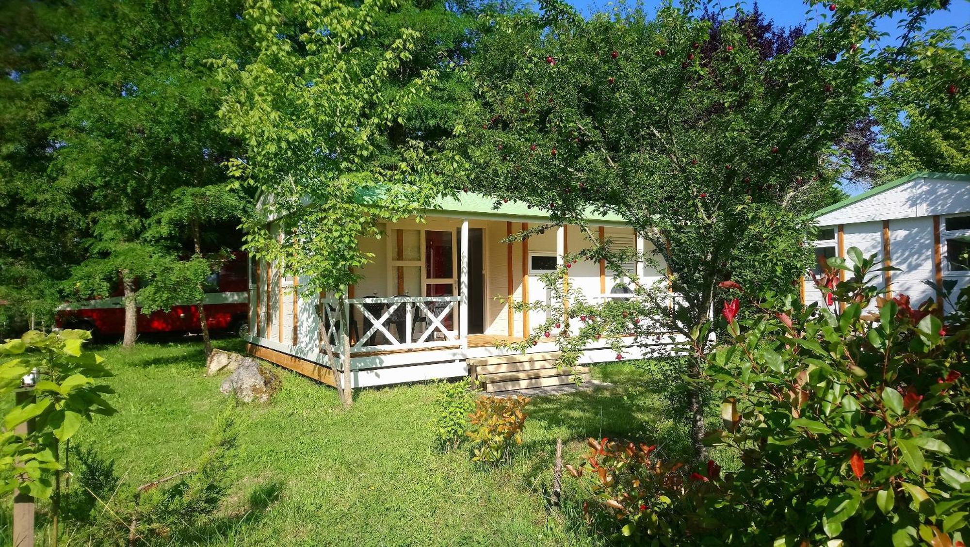 camping fontaine du roc Affittacamere Devillac Esterno foto